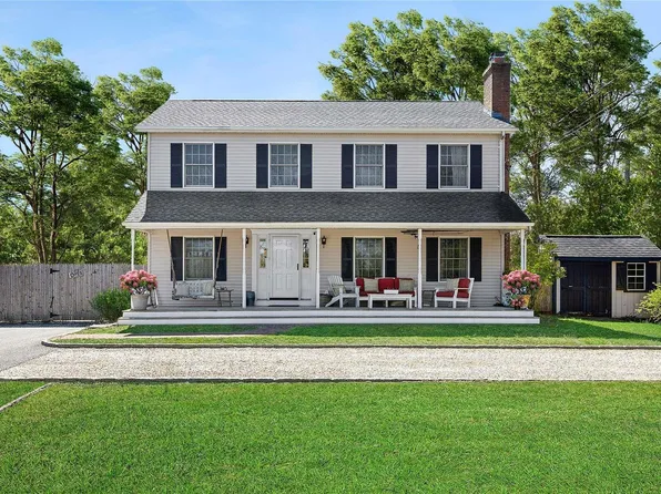 4538 Noyac Road, Sag Harbor, NY 11963