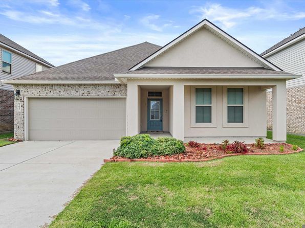 5615 Oak Trace Dr