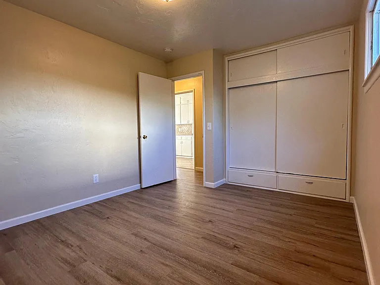 1125 Monterey Ave #5 — Photo 9