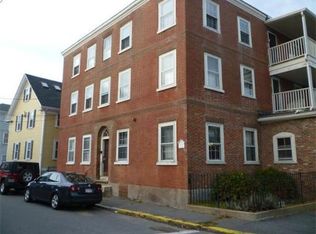 33 Carlton St UNIT 4, Salem, MA 01970