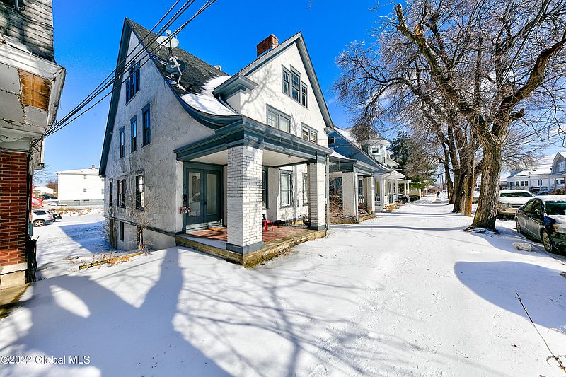 3rd image of 22-24 Parkwood Boulevard