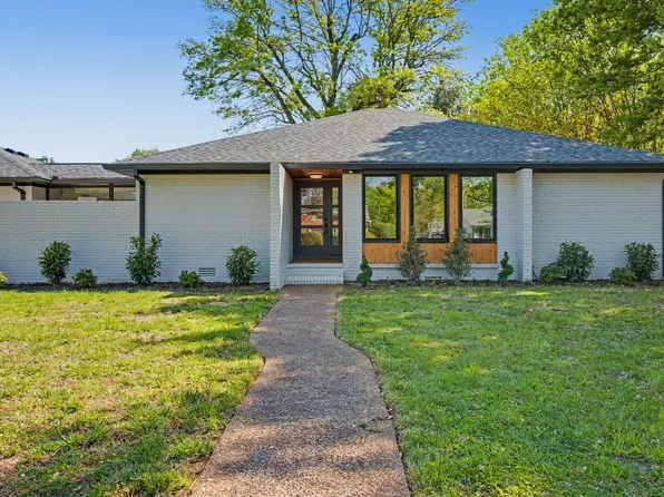 1707 Berkeley St, Murfreesboro, TN 37129