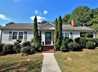 602 S Cedar St, Lincolnton, NC 28092