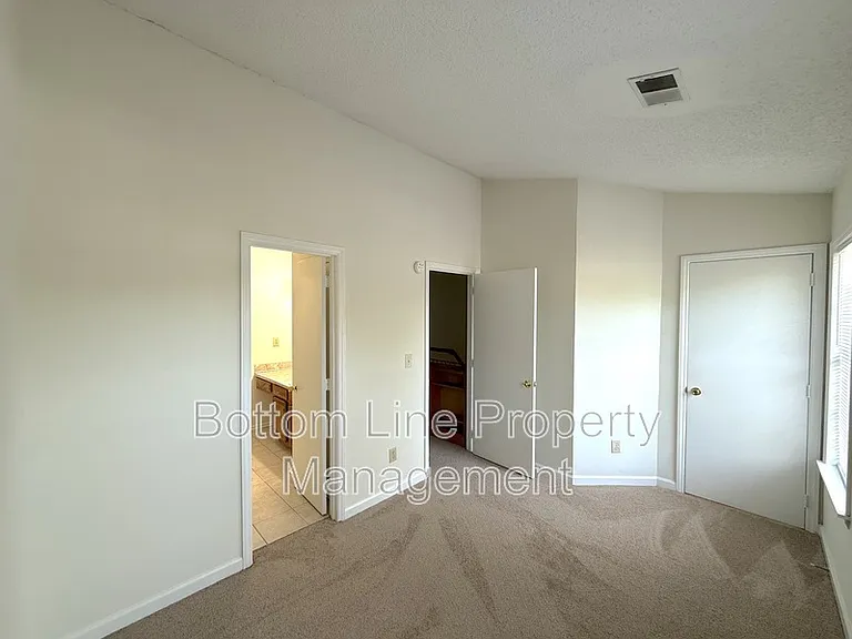 6330 Windsor Gate Ln — Photo 11