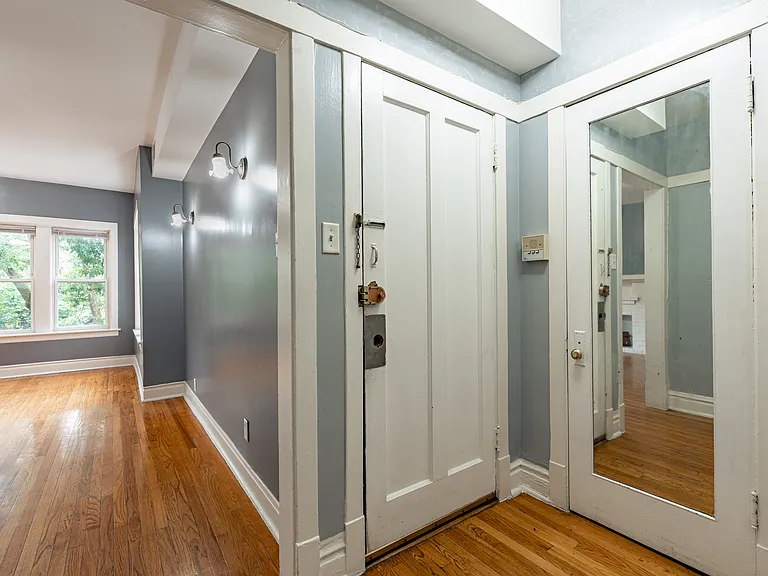4627 N Monticello Ave #2 — Photo 5