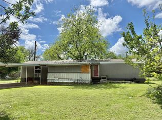 300 Rusk St, Clyde, TX 79510