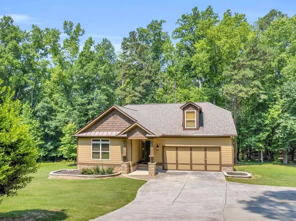 771 Lakeview Rd, Lavonia, GA 30553