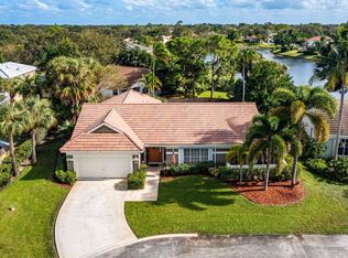 4060 Sabal Lakes Rd, Delray Beach, FL 33445