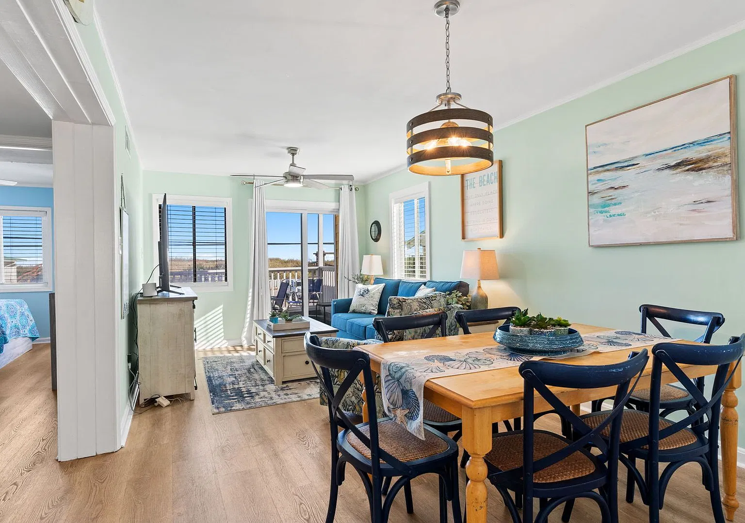 Fully Furnished Coastal Condo | Carolina Beach | Mid-Term & Off-Season Stays — Photo 2