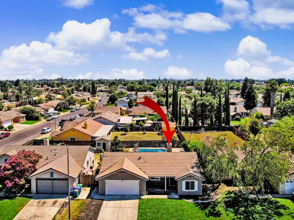 9572 Stonewall Ct, Delhi, CA 95315