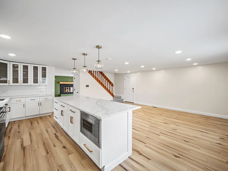 2785 Frazier Ln — Photo 6
