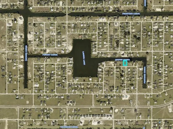 429 NE 17th Ter #7, Cape Coral, FL 33909