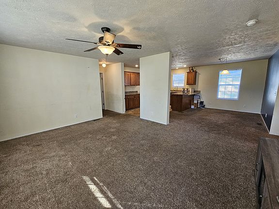 5th image of 2799 Frank St #146
