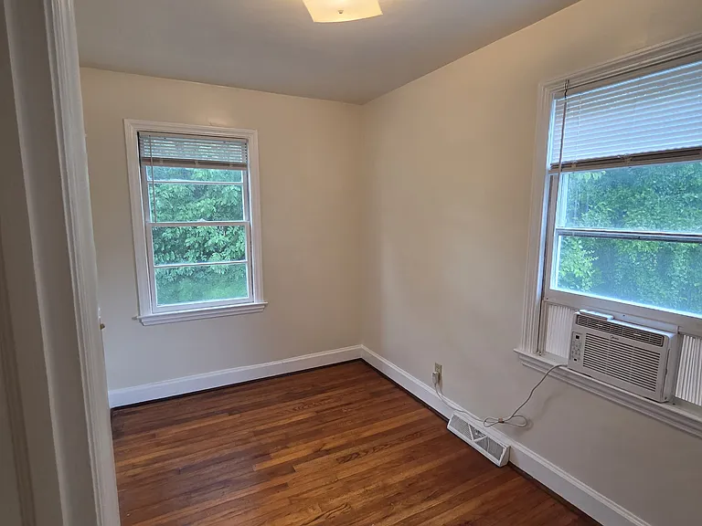 Smaller bedroom