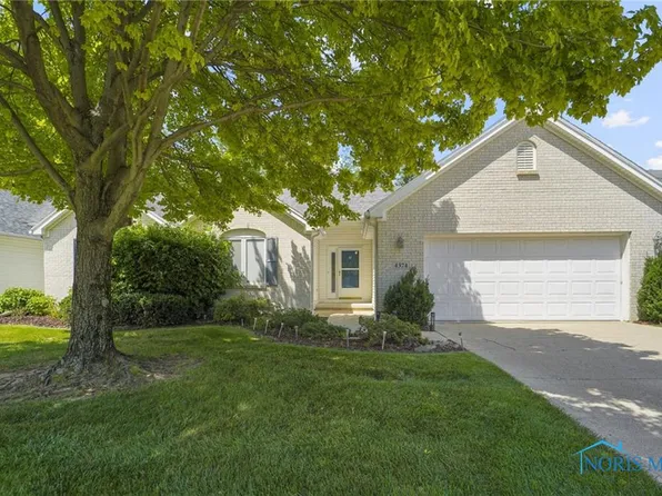 4374 N Watercrest Dr, Toledo, OH 43614