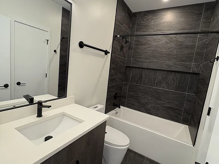 Modern and Sleek 611 S Fagley Street Apartments! — Photo 30