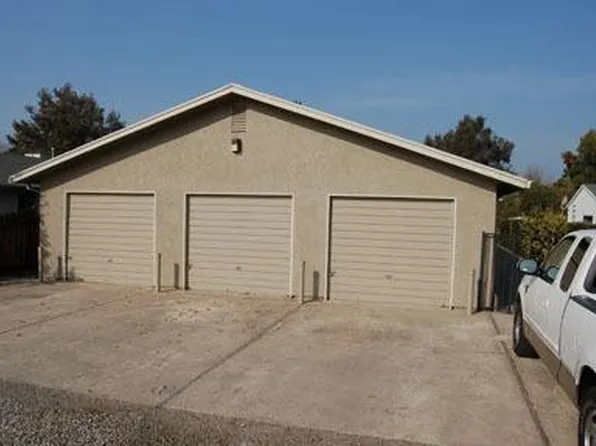 2841 Country Club Blvd, Stockton, CA 95204