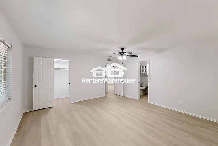 6407 Green Oaks Dr — Photo 19