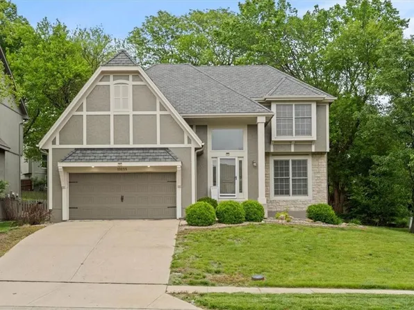 13225 Barton St, Overland Park, KS 66213