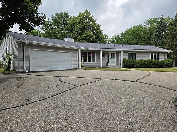 2nd image of 3345 County Road F