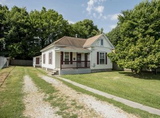 1518 E Olive St, Springfield, MO 65802