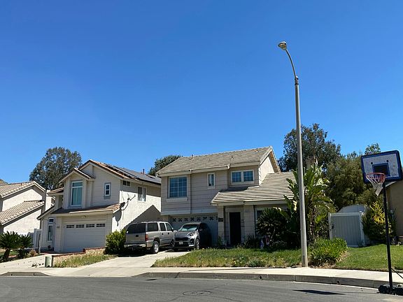 2nd image of 26746 Caravan Cir