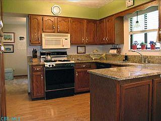 5th image of 2305 Woodcreek Pl