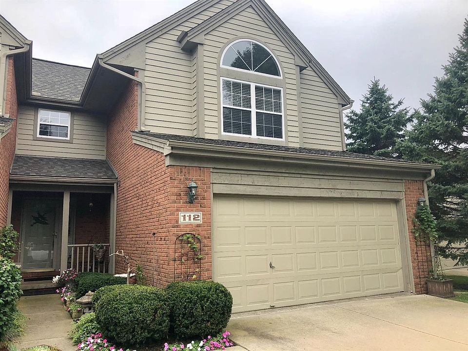 1st image of 112 Village Place Dr