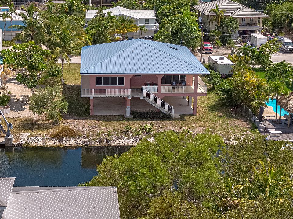 1st image of 22863 Bluegill Ln