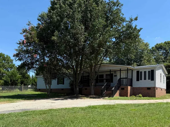 2011 Ballenger Rd, Wellford, SC 29385