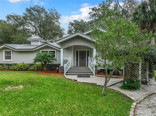 31250 Deal Dr, Mount Plymouth, FL 32776