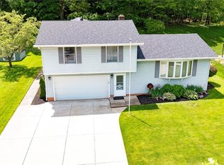 10128 Belmeadow Dr, Twinsburg, OH 44087