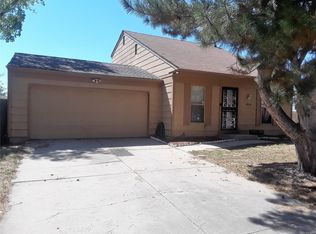 19652 E Batavia Dr, Aurora, CO 80011