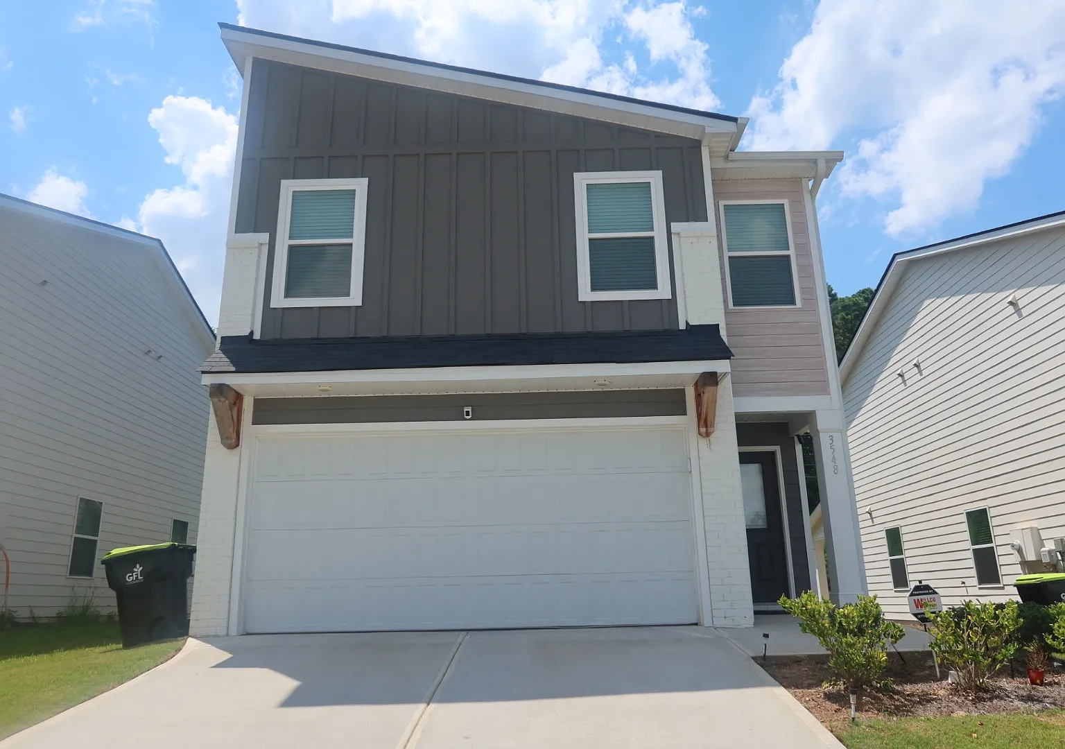 3548 Station Dr — Photo 1