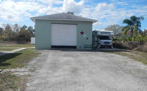 4th image of 204 Patton Ave