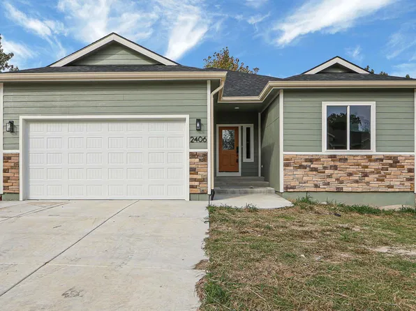 2406 Sawmill Rd, Junction City, KS 66441