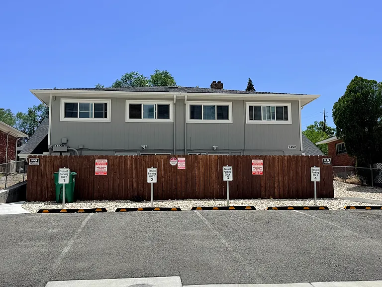 1450 Hillside Dr #1 — Photo 2