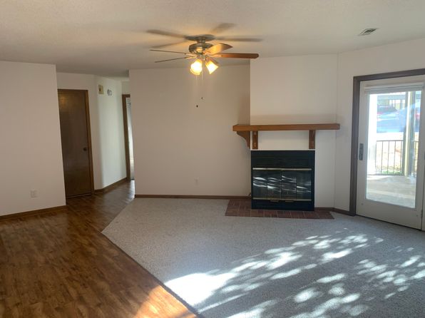 1702 Park De Ville Pl