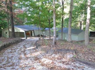 10044 Browning Rd, Evansville, IN 47725