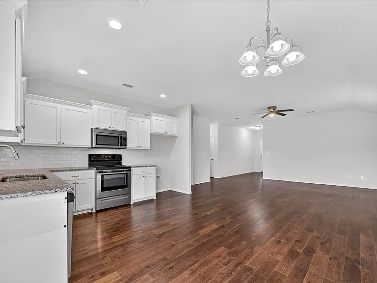 3408 Brookstone Dr — Photo 8