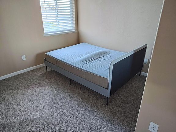 4th image of 2330 University Ave Unit 340