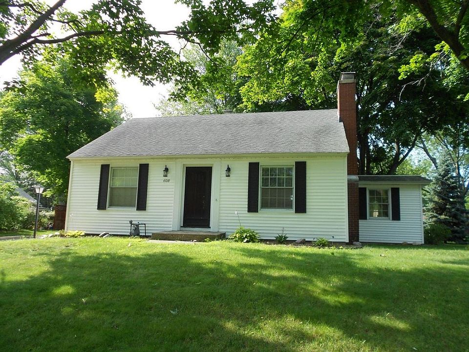1st image of 608 W 29th St