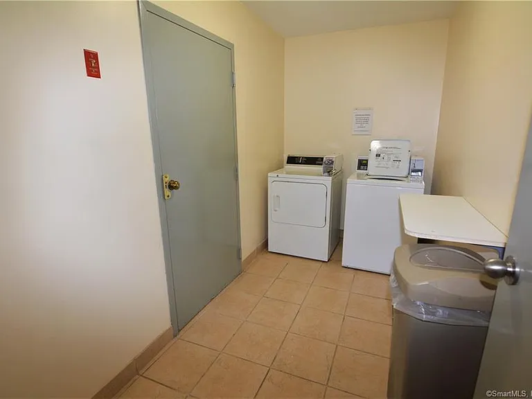 187 Scott Rd #2C — Photo 12