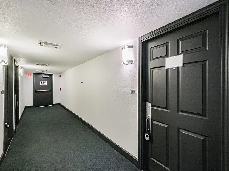 1025 Swanson St — Photo 67