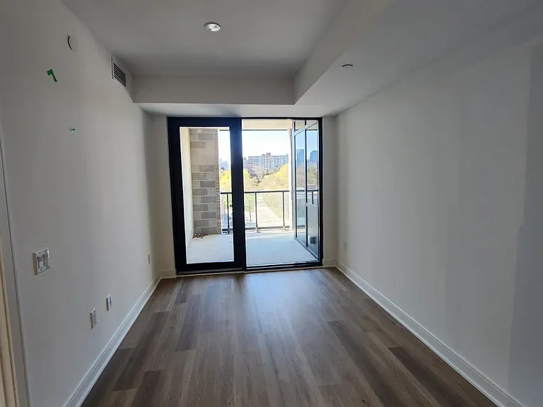 86 Dundas St E #407 — Photo 10