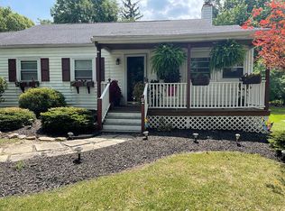 1242 Sprague Rd, Broadview Heights, OH 44147