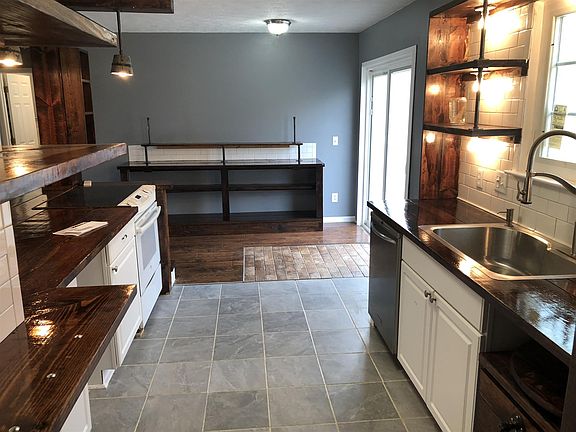4th image of 7004 Alexandria Dr