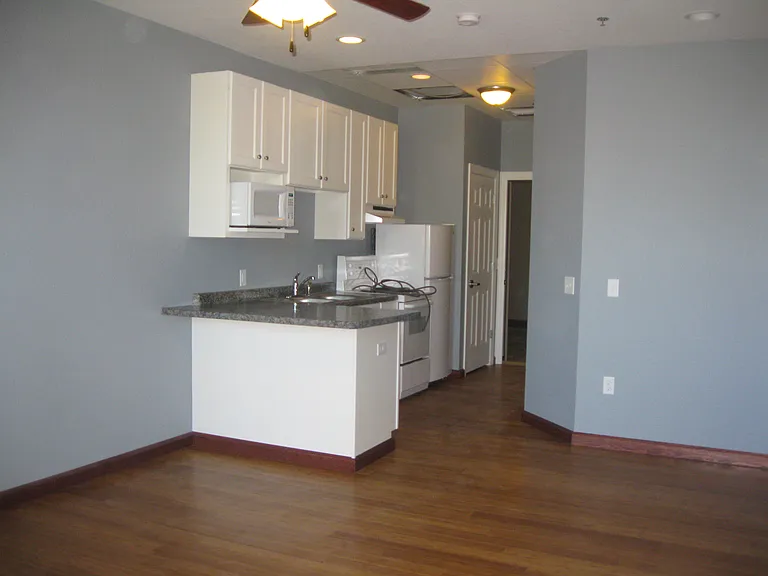200 Main St E #204 — Photo 6