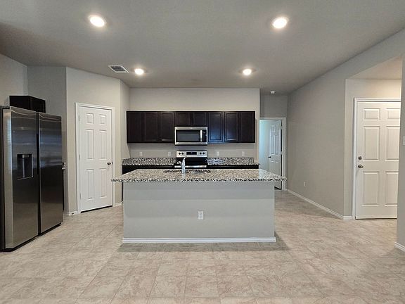 5th image of 5609 Madelyn Dr