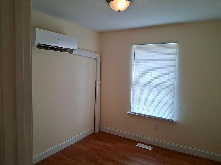 1-1755 Broadway St — Photo 5